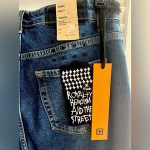 NWT Ksubi Womens high rise slim straight jeans